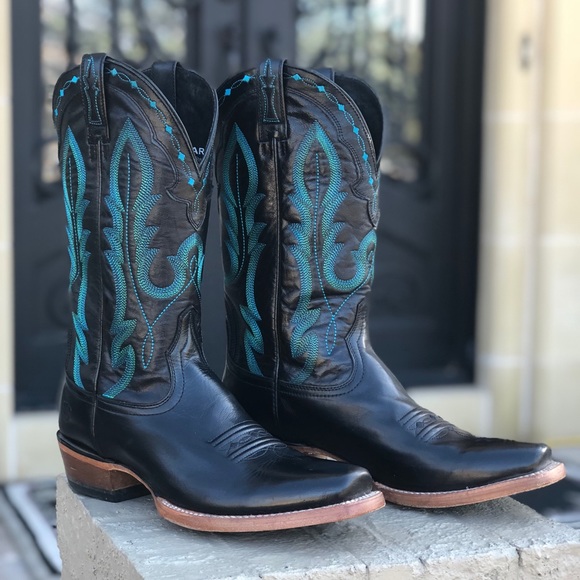 ariat hotwire